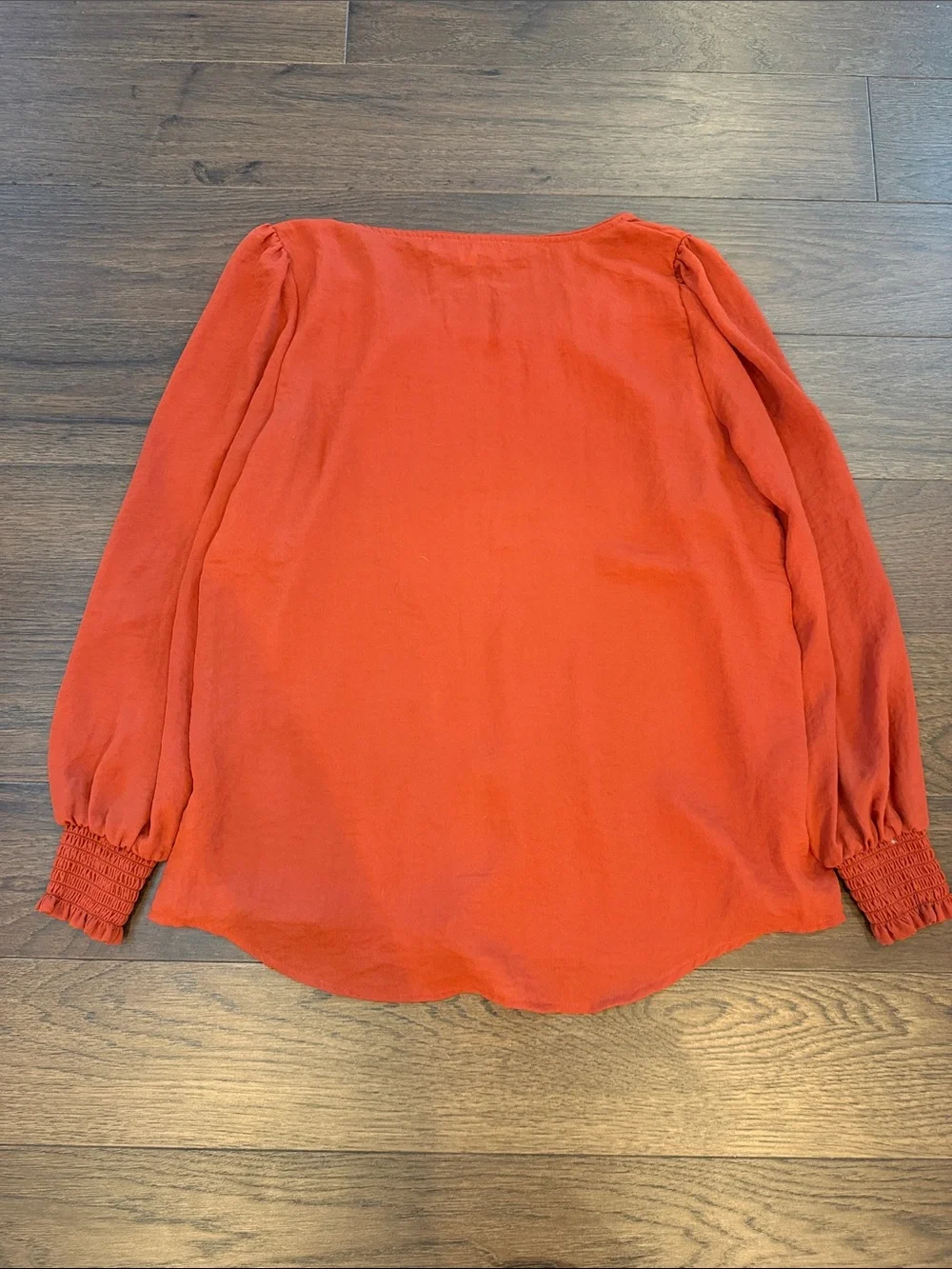 LOFT Petites Burnt Orange Blouse Puff Sleeve Smocked Cuff Size MP - C61-140